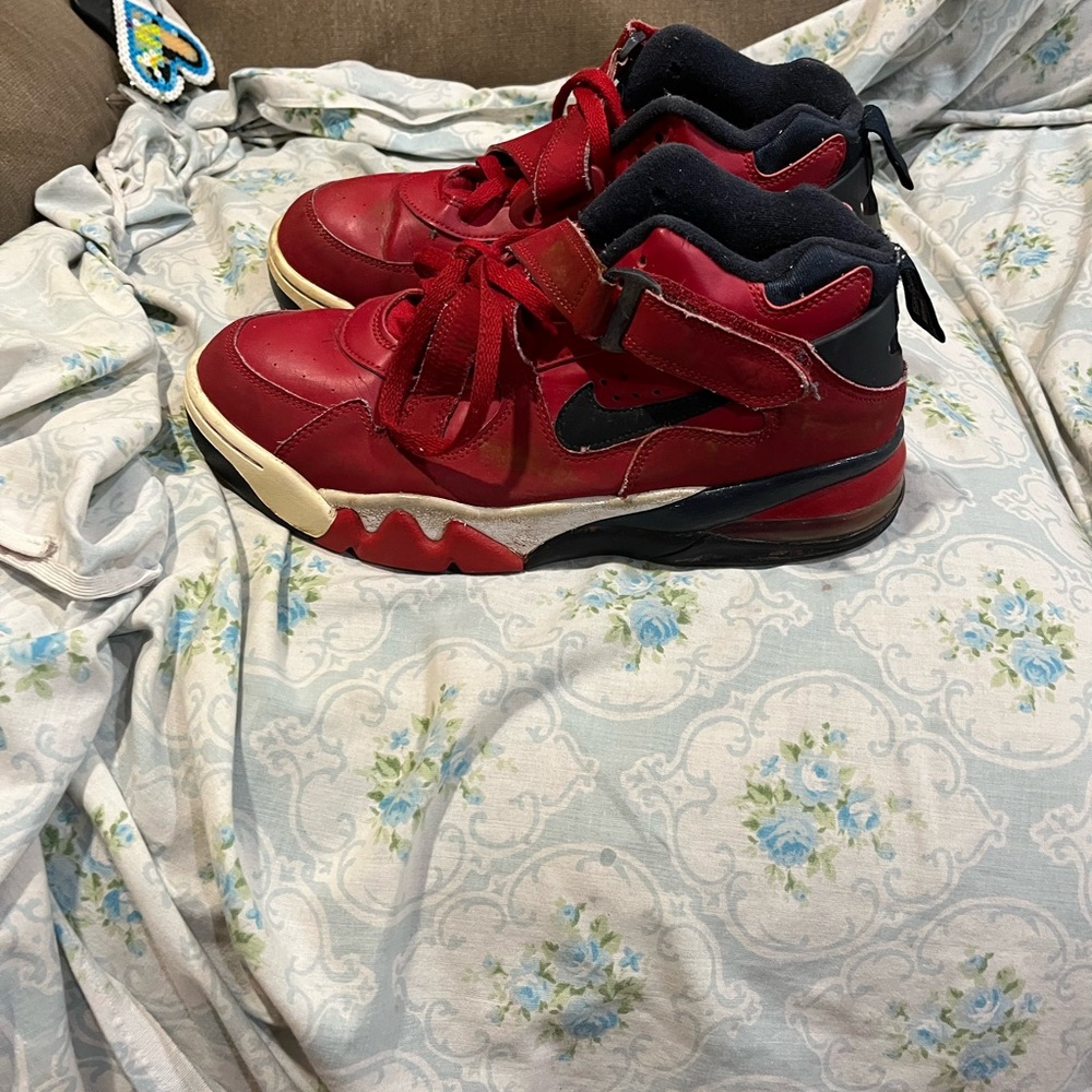 Nike Red and Black Athletic Shoes